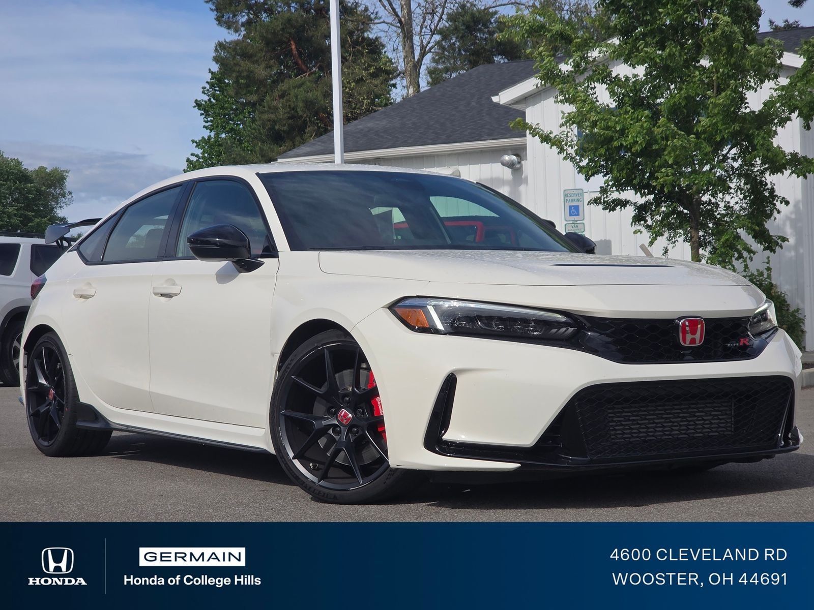 2023 Honda Civic Type-R's photo