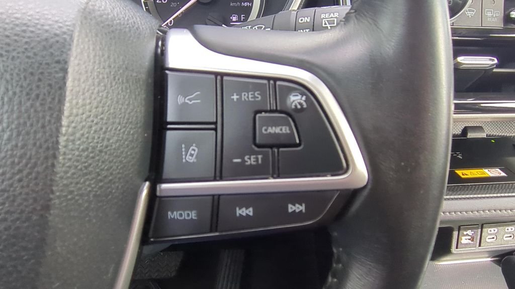 Certified Used 2024 Silver Toyota XLE image 22