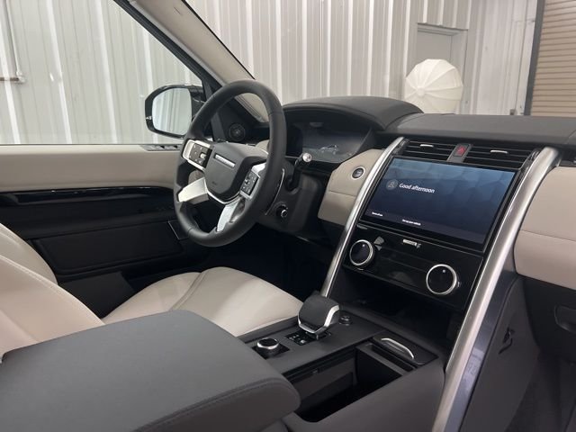 2026 Land Rover Discovery S - Photo 25