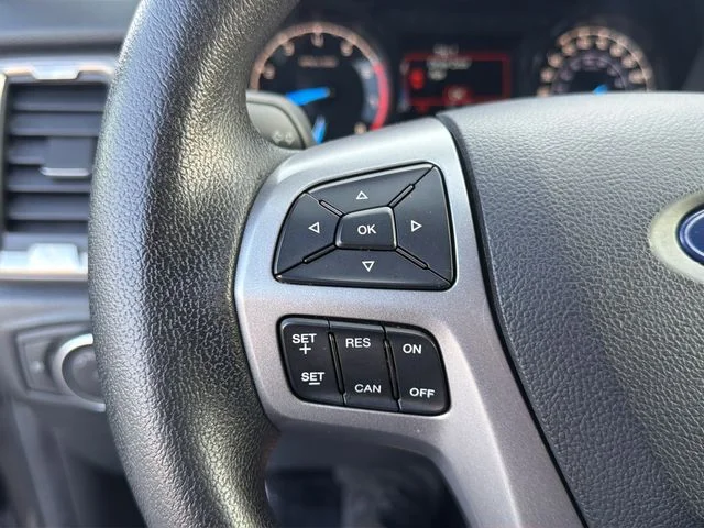Used 2019 Gray Ford XLT image 23