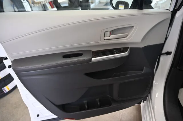Used 2023 White Toyota LE image 29