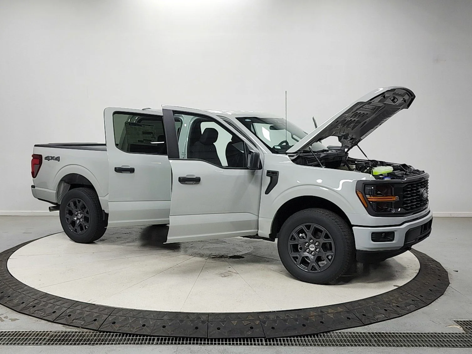 New 2026 Avalanche Ford STX® image 9