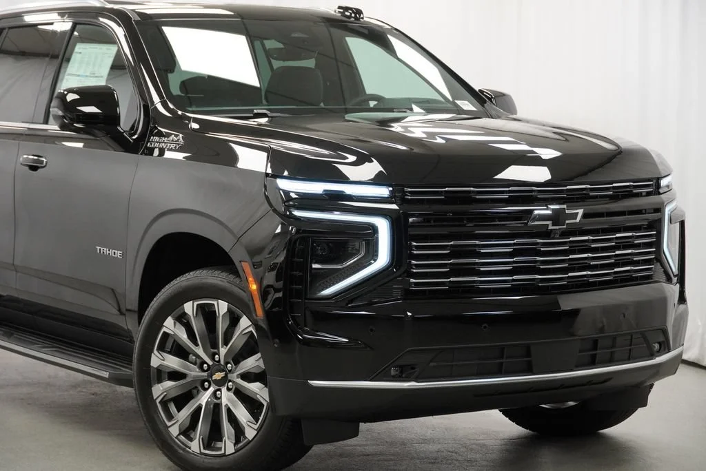 New 2026 Black Chevrolet High Country image 9
