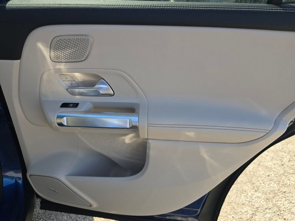 New 2026 Starling Blue Metallic Mercedes-Benz GLB 250 image 61