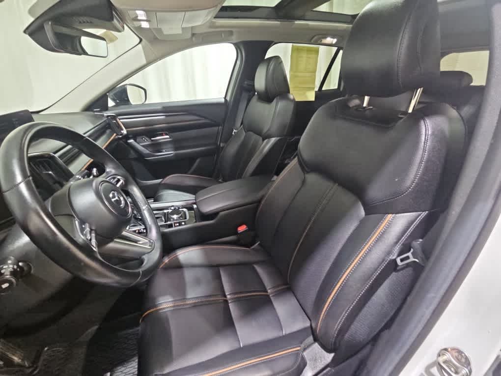 Used 2024 Wind Chill Pearl Mazda 2.5 S Premium Plus Package image 8