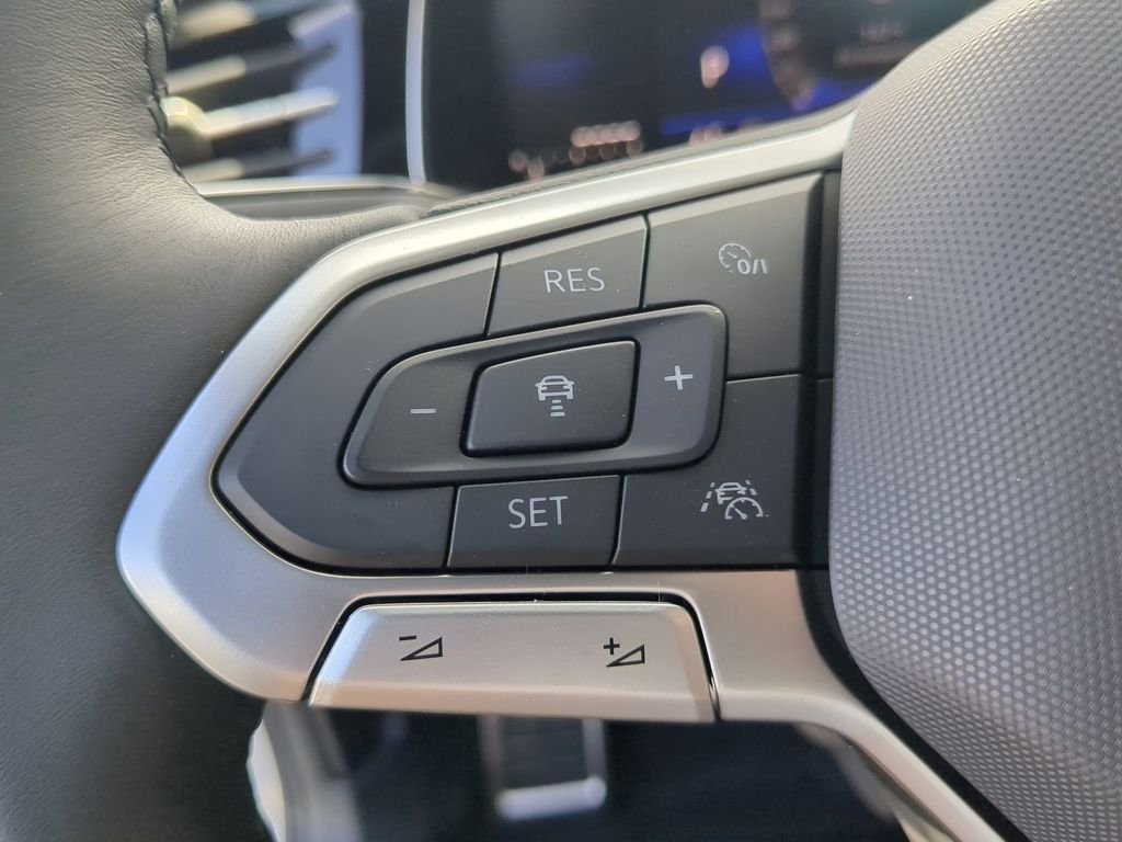 New 2026 White Volkswagen 1.5T Sport image 26
