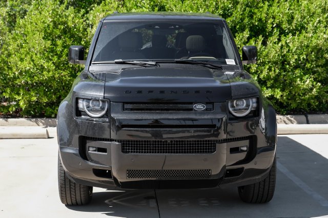 New 2026 Santorini Black Land Rover X image 8