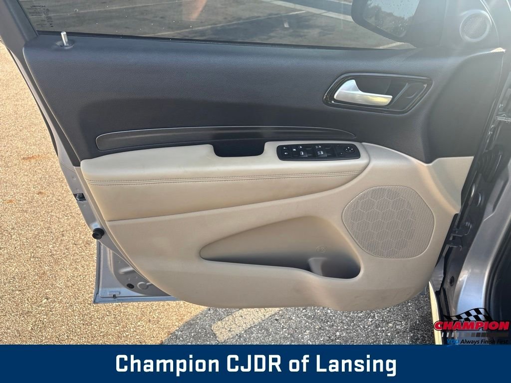 Used 2021 Billet Clearcoat Dodge SXT Plus image 14