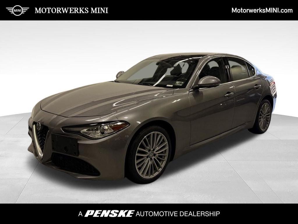 2019 Alfa Romeo Giulia 2.0 Ti Lusso Auto AWD's photo