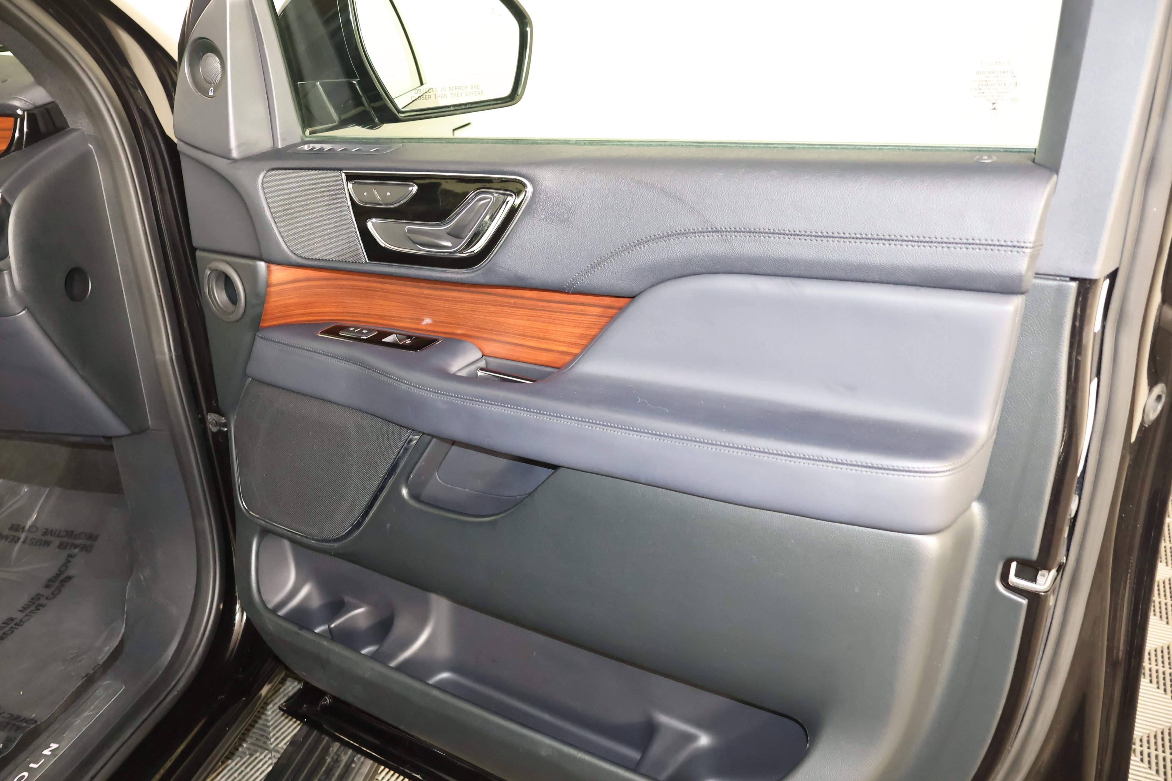 2024 Lincoln Navigator Premiere - Photo 44