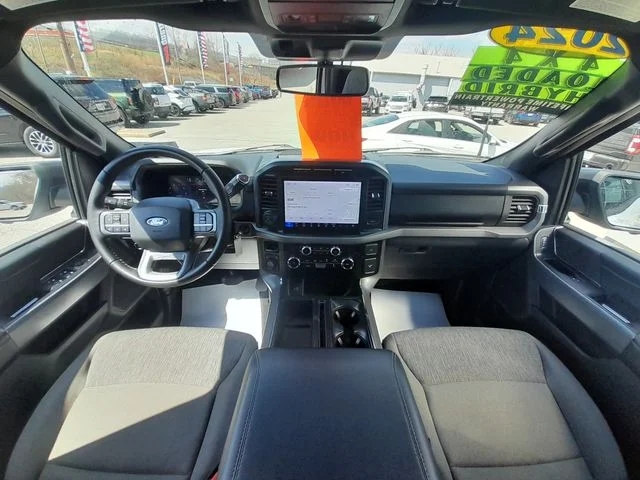 Used 2024 Oxford White Ford XLT image 43
