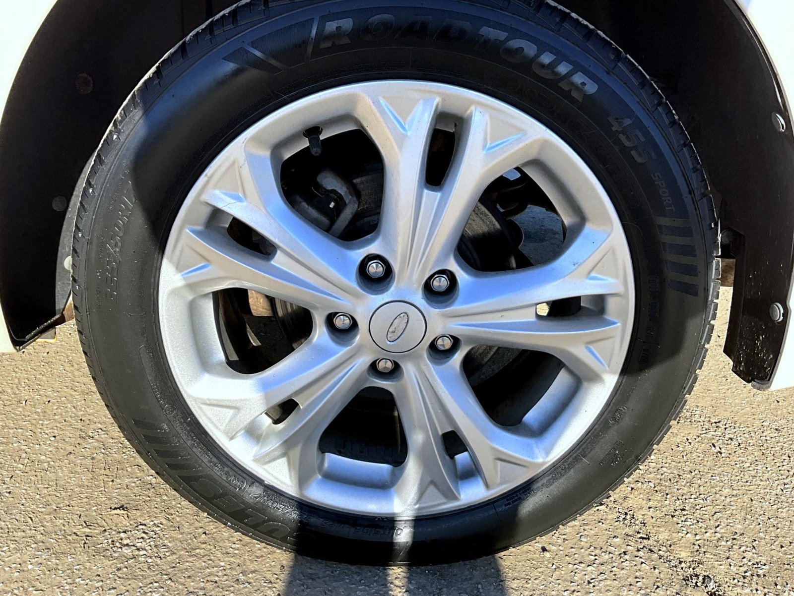 Used 2012 White Ford SE image 24