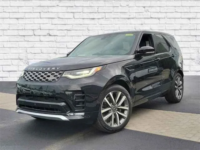 2024 Land Rover Discovery P360 Metropolitan Edition's photo