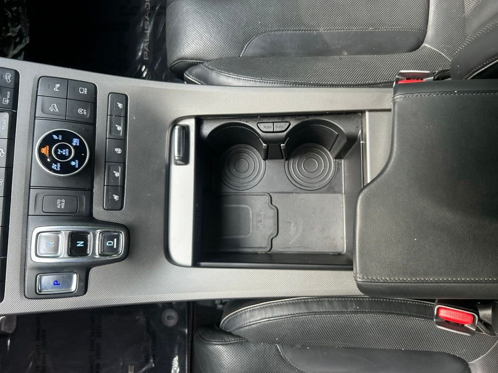 Used 2021 Black Hyundai Calligraphy image 16