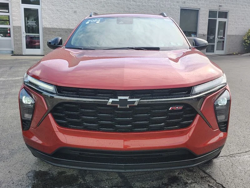 Used 2024 Red Chevrolet 2RS image 3