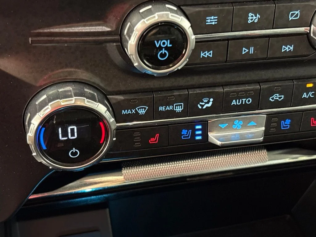 Used 2021 Black Ford Lariat image 45
