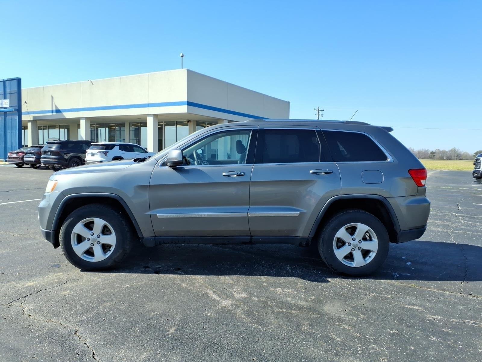 Used 2013 Jeep Grand Cherokee Laredo X with VIN 1C4RJFAG9DC612365 for sale in Marion, AR