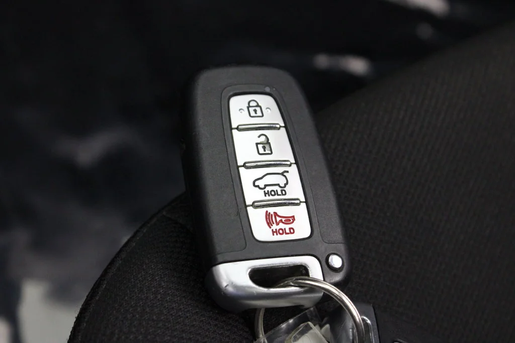 Used 2017 Silver Hyundai Value Edition image 27