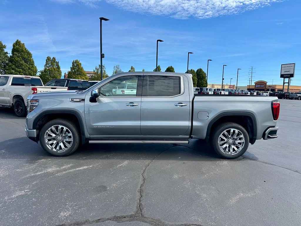 2026 GMC Sierra 1500 Denali - Photo 8