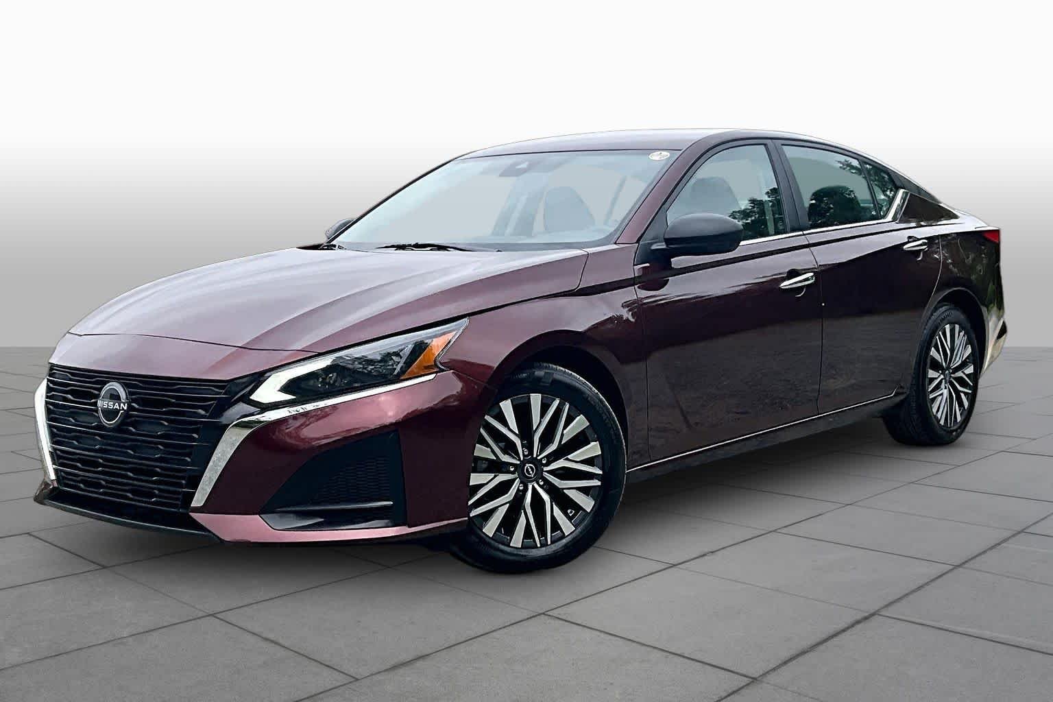 2024 Nissan Altima SV