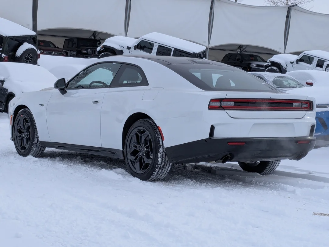 New 2026 White Dodge R/T - - AWD - Blacktop Pack - Hurricane Turbo - 20 Black Wheels & More! image 6