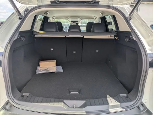 New 2026 Rhodium White Metallic Mazda 2.5 S Preferred AWD image 23
