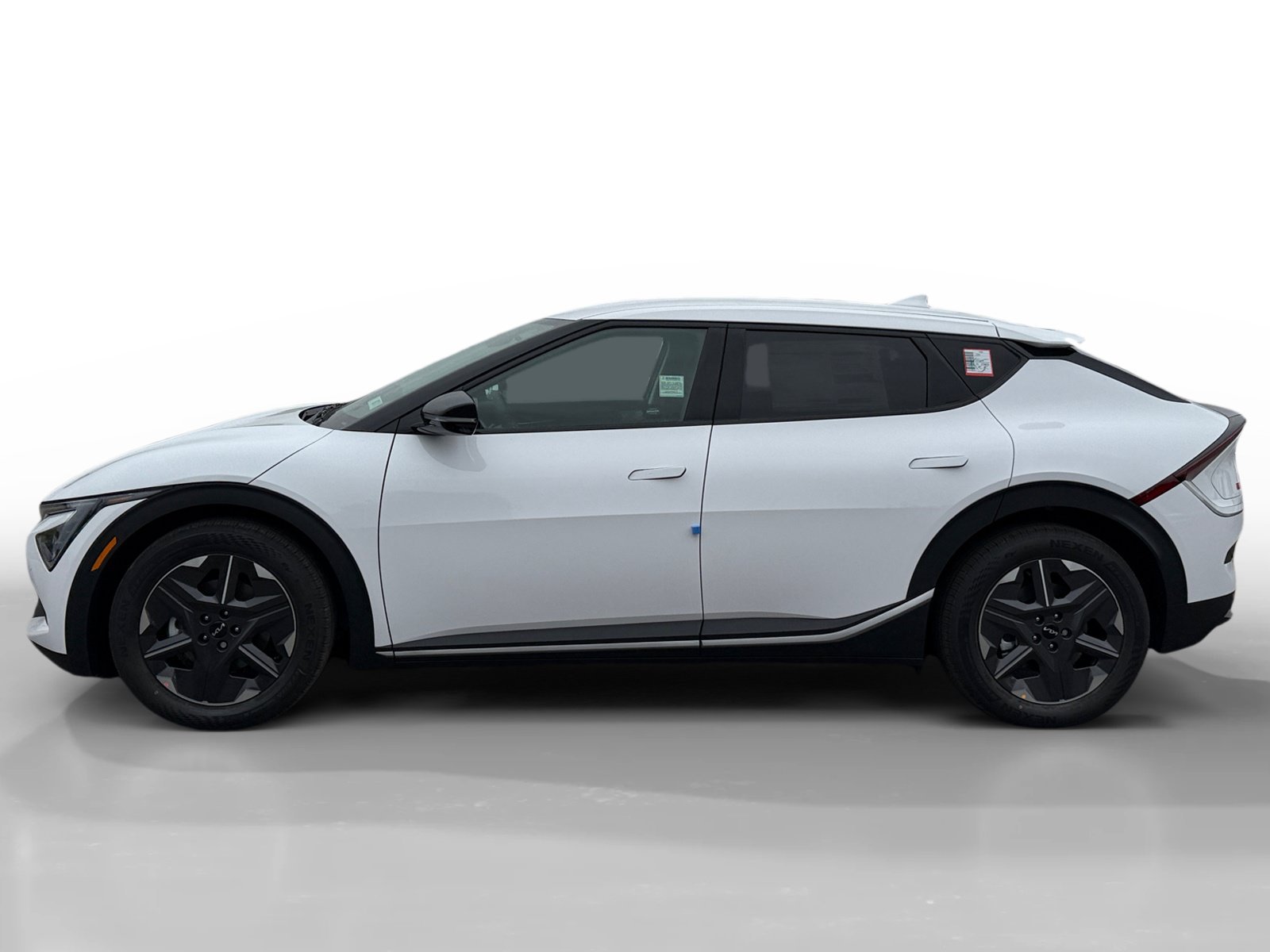 New 2026 Glacial White Pearl Kia LIGHT image 2