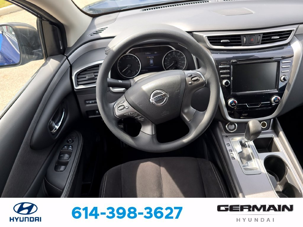 Used 2020 Blue Nissan S image 17