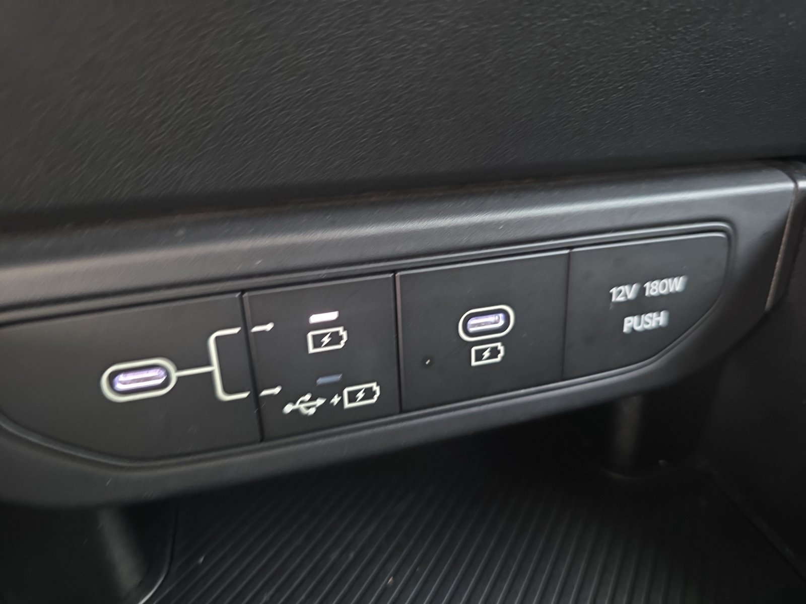 Certified Used 2025 Morning Haze Kia LXS image 19