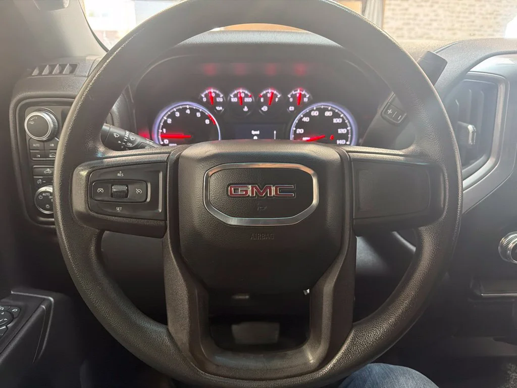 Used 2021 Summit White GMC Base image 10