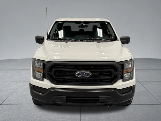 Used 2023 White Ford XL image 4
