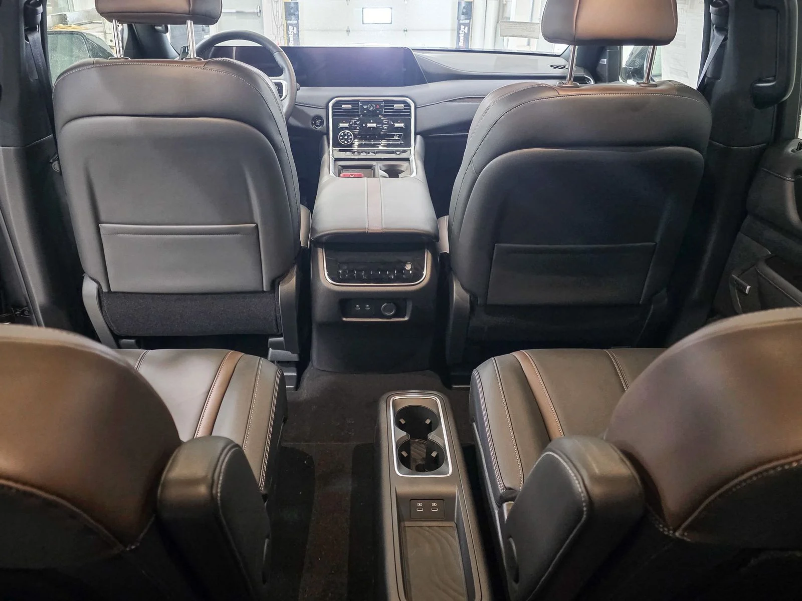 2025 Nissan Armada SL - Photo 29