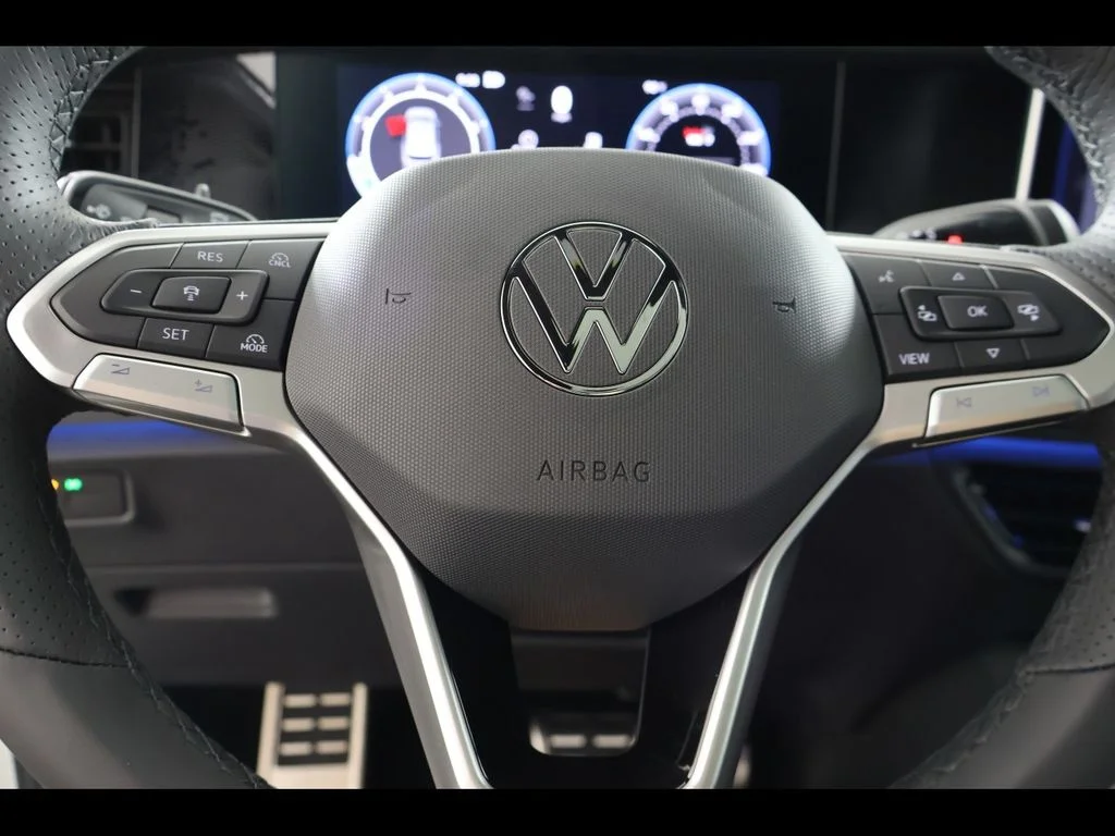 New 2026 White/off-white Volkswagen 2.0T SE R-Line Black image 20