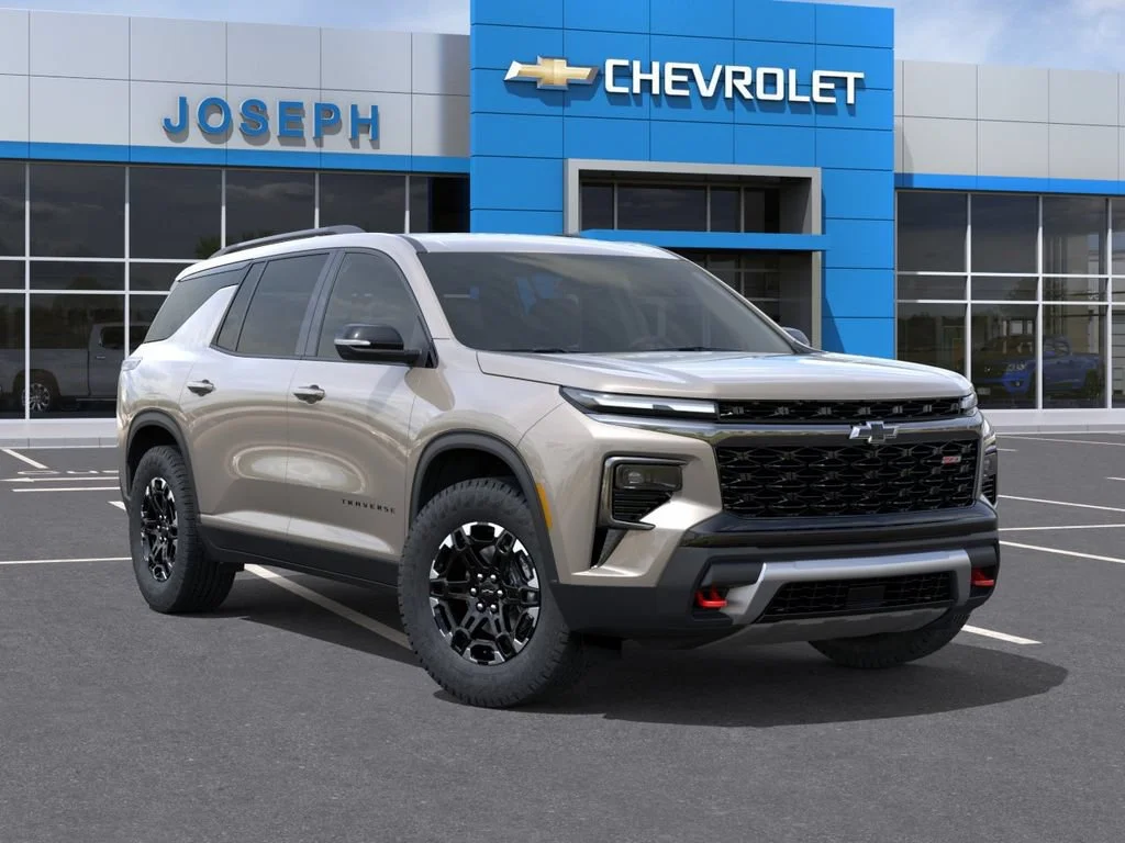 2027 Chevrolet Traverse Z71 - Photo 7