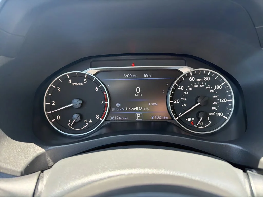 Used 2023 Black Nissan 2.5 SV image 19