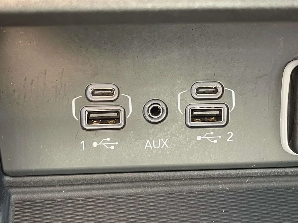 Used 2023 White Jeep Altitude X image 29