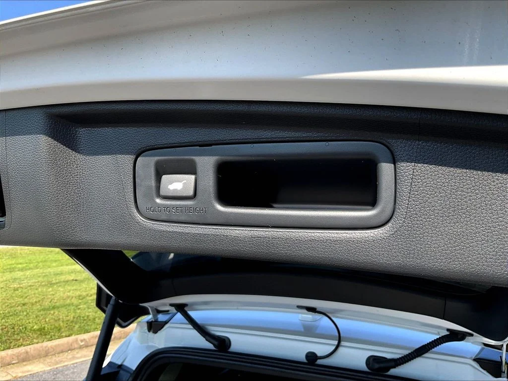 New 2026 Platinum White Pearl Honda Sport Touring image 17