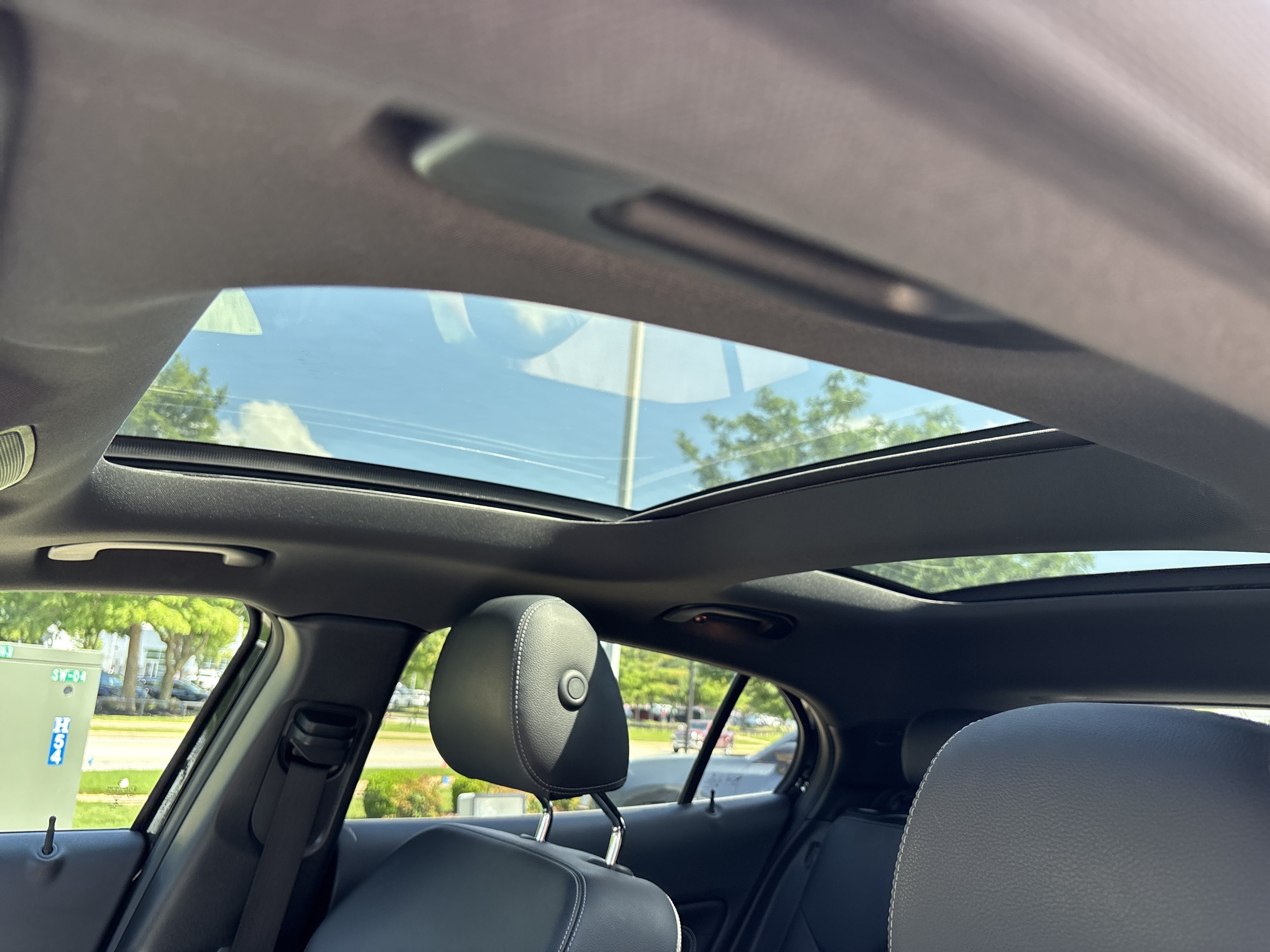 Used 2019 Cosmos Black Metallic Mercedes-Benz GLA 250 4Matic image 18