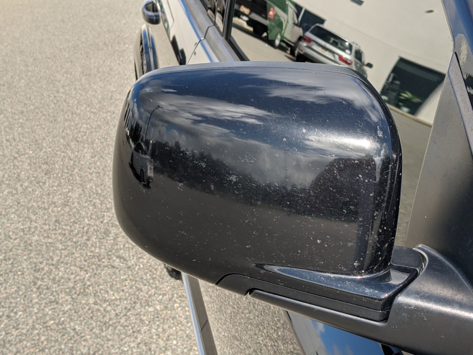 Used 2015 Pitch Black Clearcoat Dodge Crossroad image 11