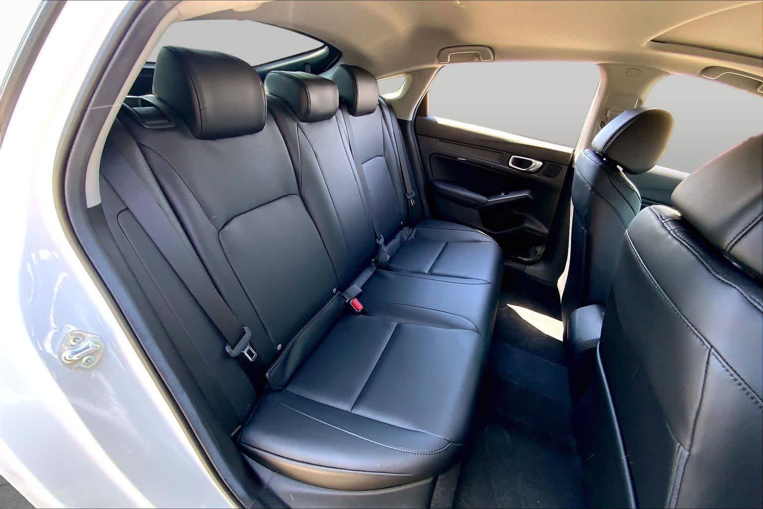 Used 2026 Platinum White Pearl Acura  image 19