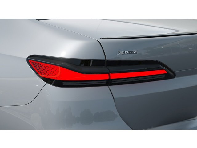 New 2026 Brooklyn Grey Metallic BMW 750e xDrive image 8
