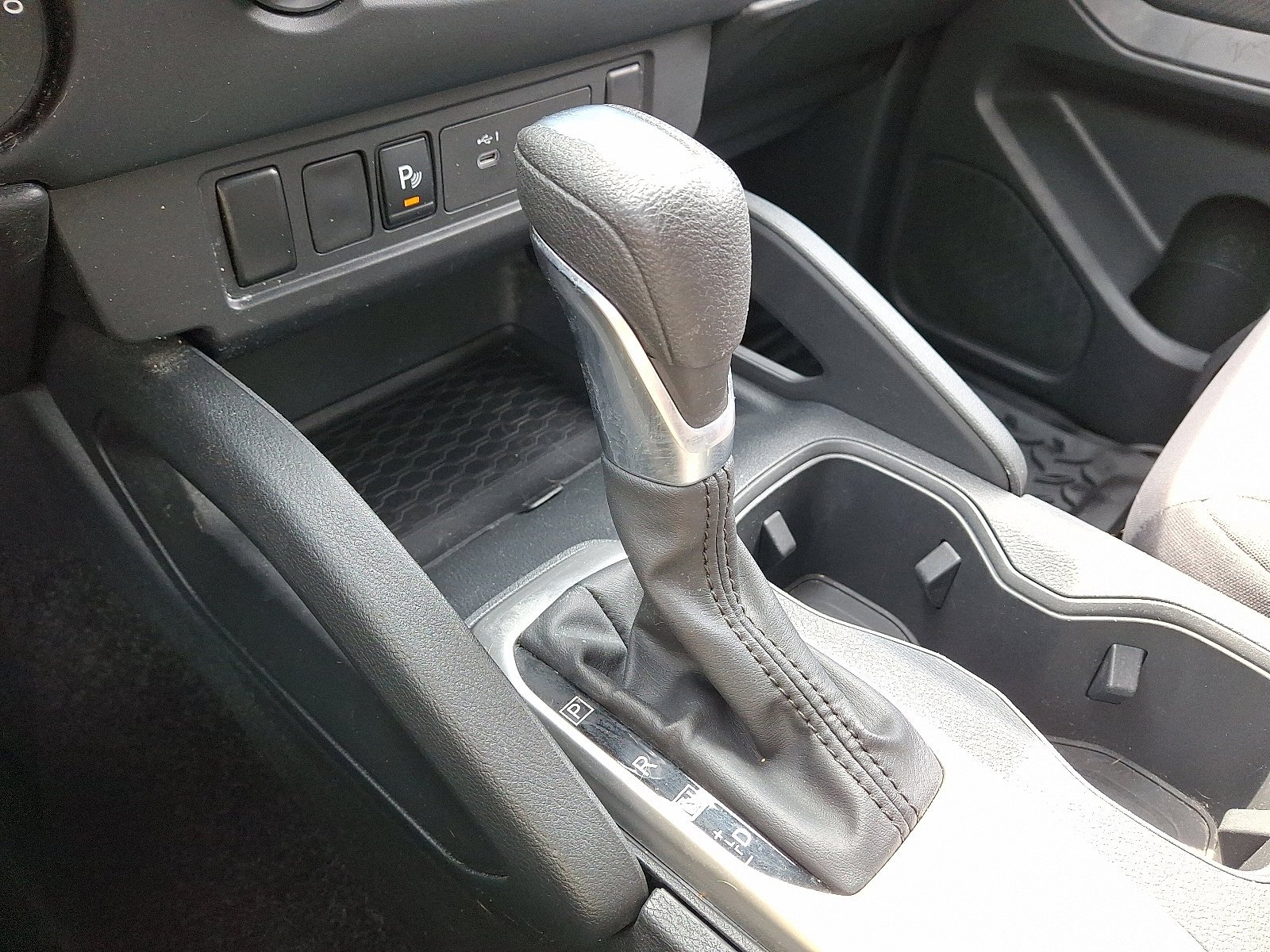 2022 Nissan Frontier S - Photo 18