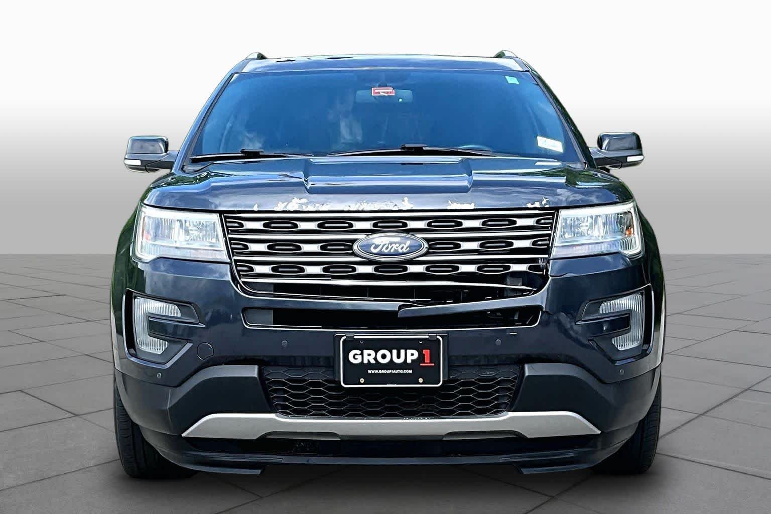 Used 2017 Smoke Quartz Metallic Tinted Clearcoat Ford XLT image 4