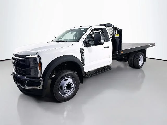 New 2025 Oxford White Ford F-450® XL image 29