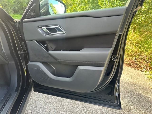 New 2026 Santorini Black Land Rover  image 19