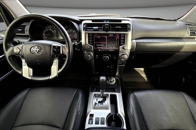 Used 2024  Toyota SR5 image 9