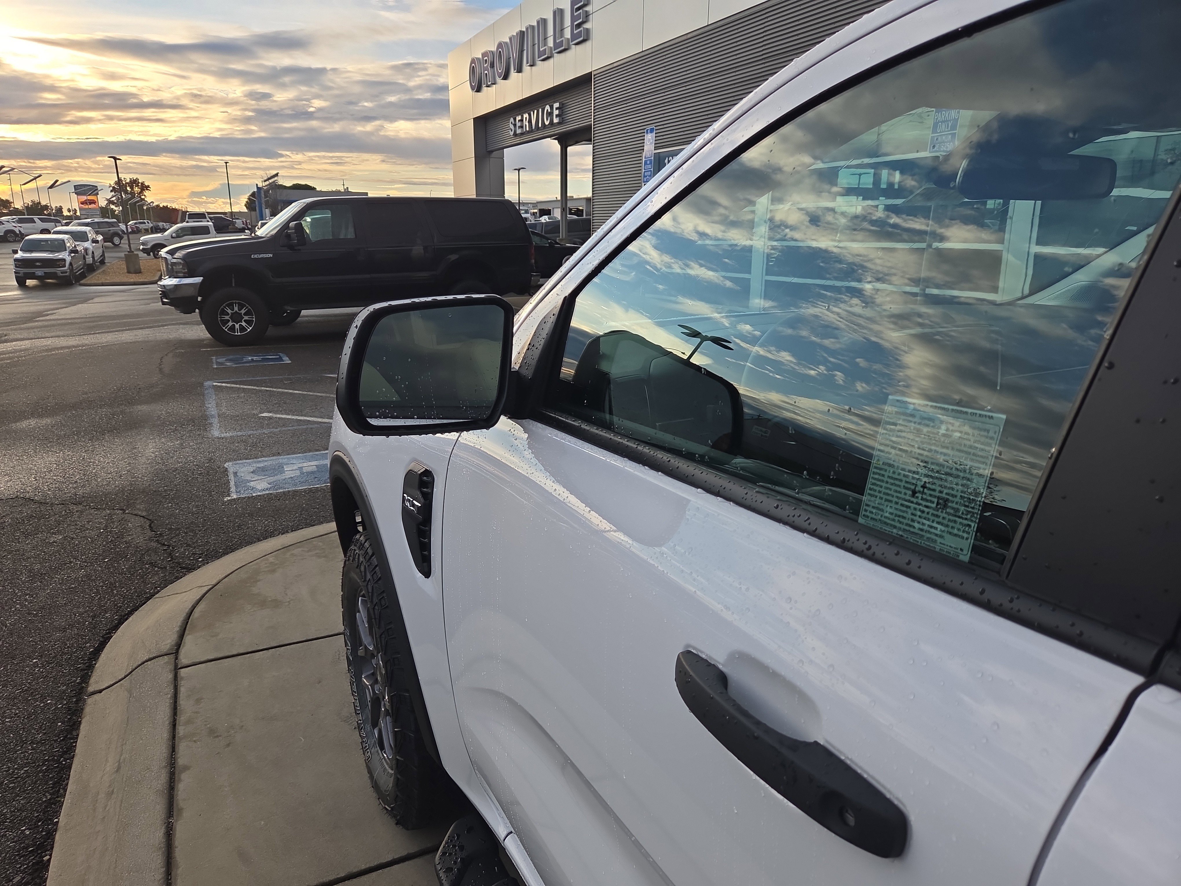 2025 Ford Ranger XLT - Photo 10