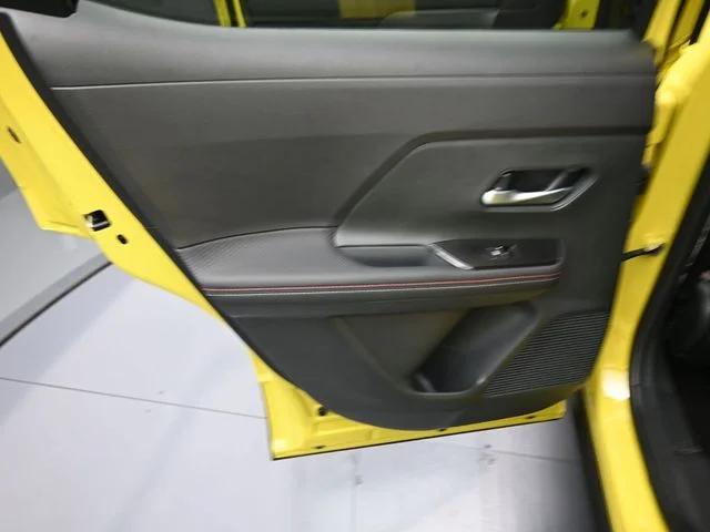 New 2025 Two-tone Yuzu Yellow Metallic / Super Black Nissan SR image 10