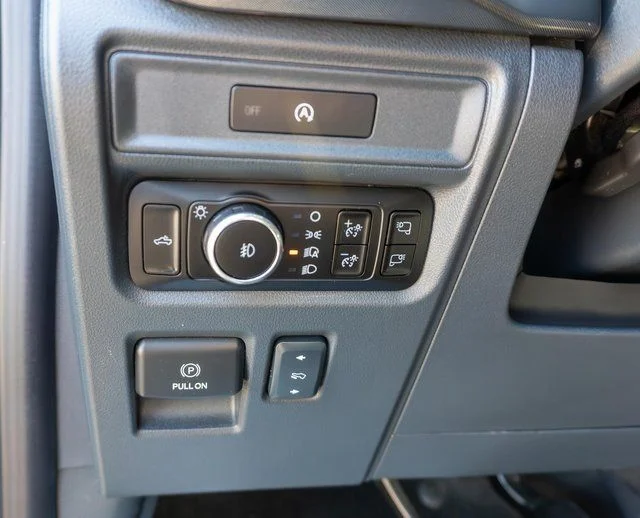 Used 2025 Gray Ford Tremor image 23