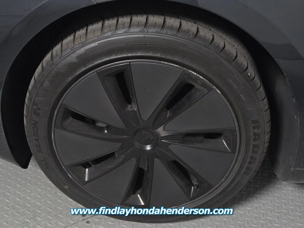 Used 2025 Stealth Grey Tesla Long Range image 9